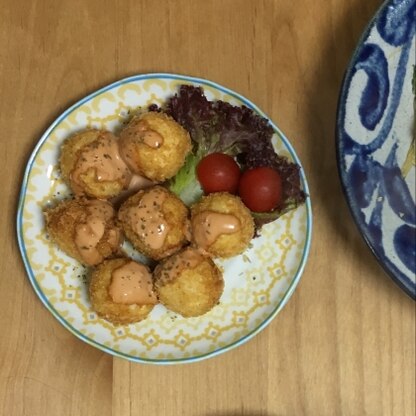 冷凍していた里芋で簡単にできました！
ソースの味も絶妙〜すぐ食べ終わりました^ ^